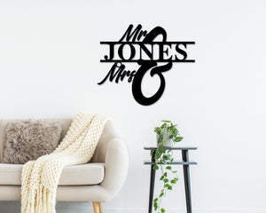 Mr and Mrs sign, Wedding Decor, Wedding Gift, Newly Wed Sign, Metal Mr and Mrs, Wedding Name Metal Sign, Last name Sign, Personalized Sign